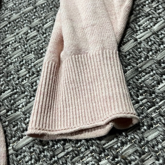 Abercrombie & Fitch | Pink Lightweight Cardigan - Picture 10 of 10